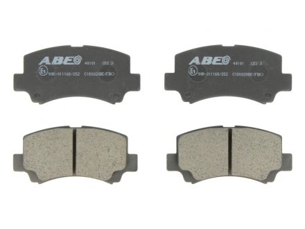 Комплект тормозных колодок, дисковый тормоз ABE C18002ABE (фото 1)
