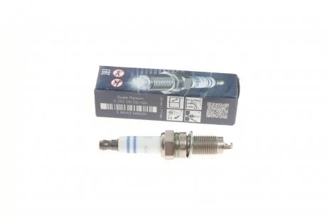 Свічка запалювання VAG Toureg 3.2 V6 BOSCH 0 242 135 510
