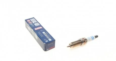 Свічка запалювання BMW 5 (F10, F18), 7 (F01, F02, F03), X6 BOSCH 0 242 145 515
