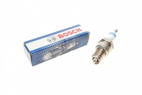 Свічка запалювання "Super Plus" Toyota Corolla/Daihatsu Charade/Honda Accord BOSCH 0 242 229 656