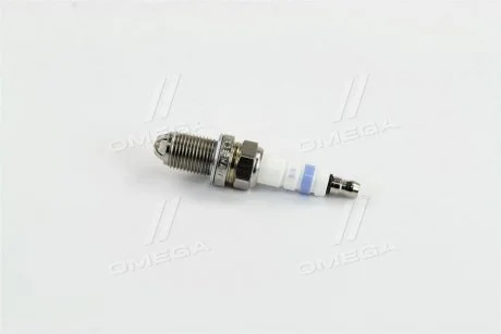 Свічка запалювання Super 4 Audi/BMW/Chryasler/Dodge/Fiat/Hyundai/Jeep/Kia/Lada/Mazda/Nissan/Opel/Seat/VW BOSCH 0 242 232 502