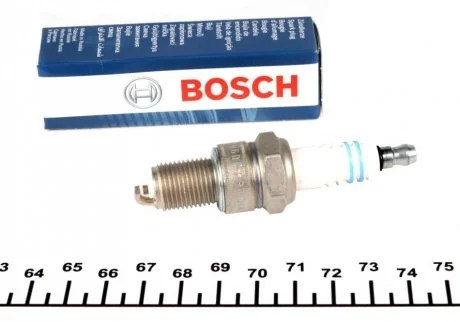 Свічка запалювання Fiat/Ford/PSO/Renault/Subaru BOSCH 0 242 240 592