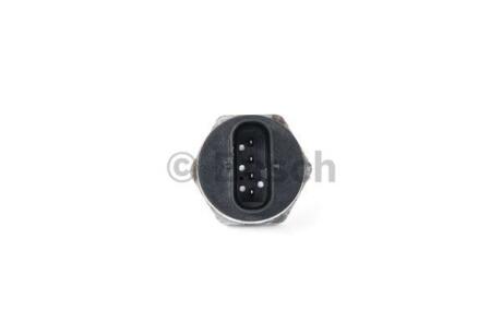 Датчик температури впускного повітря IVECO DAILY VI F1AGL411H/F1AGL411X 04.16- BOSCH 0261230492