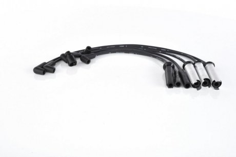 Комплект кабелей высоковольтных BOSCH 0 986 356 739 (фото 1)