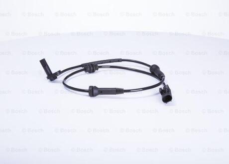 Датчик ABS передн Лів/Прав FIAT FIORINO, FIORINO/MINIVAN, GRANDE PUNTO, LINEA, PUNTO, QUBO 1.3D-1.6D 10.06- BOSCH 0986594580 (фото 1)