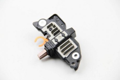 РЕГУЛЯТОР ГЕНЕРАТОРА BOSCH F00MA45300 (фото 1)