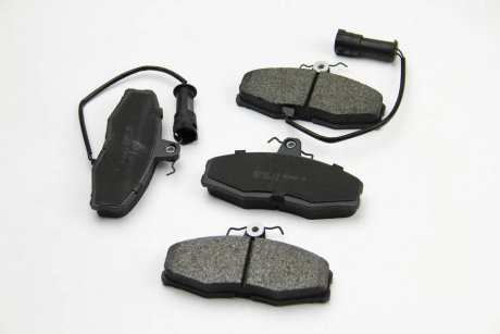 Тормозные колодки перед. Ford Sierra 82-93 (Lucas) BREMSI BP2209