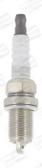 Свічка запалювання CHAMPION OE034/T10