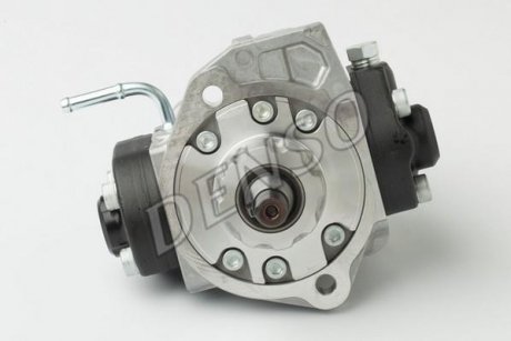 Насос паливної системи TOYOTA DYNA, HIACE / COMMUTER V, HIACE IV, HILUX VI, HILUX VII 2.5D 07.01- DENSO DCRP300550