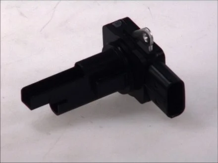Вимірювач маси повітря DENSO DMA-0106