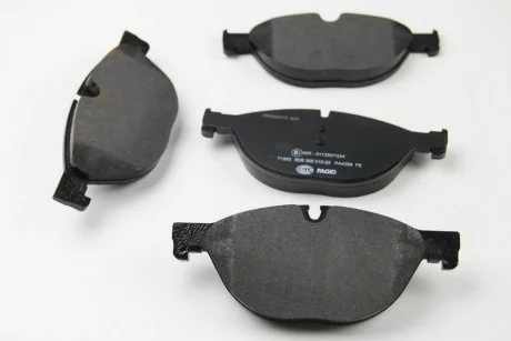Гальмівні колодки перед. BMW 5(F10)/5(F11)/6(F12)/6(F13) 08- HELLA 8DB355015251