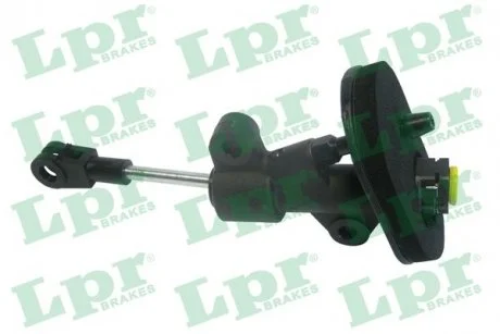 Циліндр зчеплення головний LPR 2370