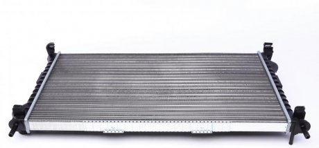 Радиатор охлаждения двигателя Ford Transit Connect 1.8TDCI 02-13 MAHLE / KNECHT CR 1196 000P (фото 1)