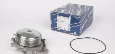 Насос водяний DB OM651 08- W204/W212/X204/W166/W221/CLS MEYLE 013 220 0015