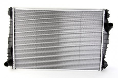 Радиатор охлаждения NISSENS 60061 (фото 1)