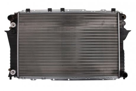 Радиатор охлаждения двигателя NISSENS 60476 (фото 1)