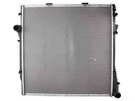 Радиатор охлаждения BMW (выр-во) NISSENS 60787A (фото 1)