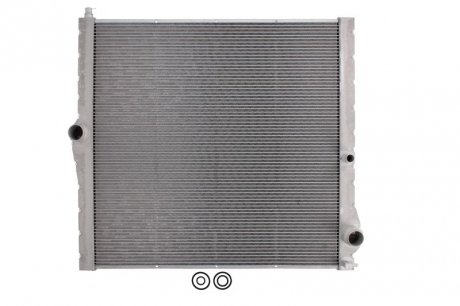 Радиатор двигателя (АКПП/МКПП) NISSENS 60826 (фото 1)