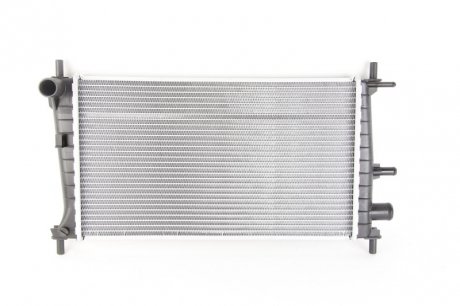 Радиатор, охлаждение двигателя NISSENS 62082A (фото 1)