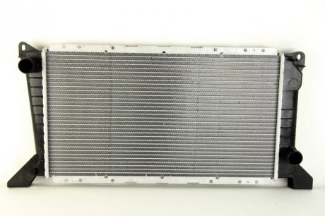 Радиатор, охлаждение двигателя NISSENS 62241A (фото 1)