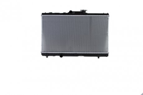 Радиатор охлаждения TOYOTA (выр-во) NISSENS 64786A (фото 1)