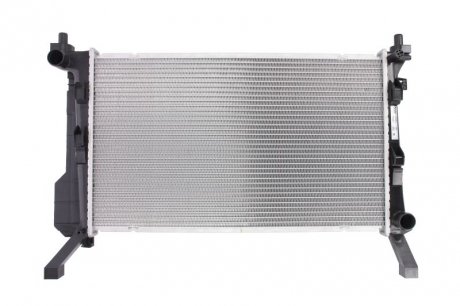 Радиатор, охлаждение двигателя NISSENS 67106 (фото 1)