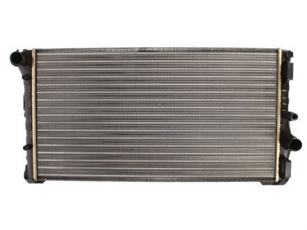 Радиатор, охлаждение двигателя NISSENS 68806 (фото 1)