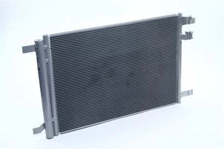 Радіатор кондиціонера NISSENS 940319