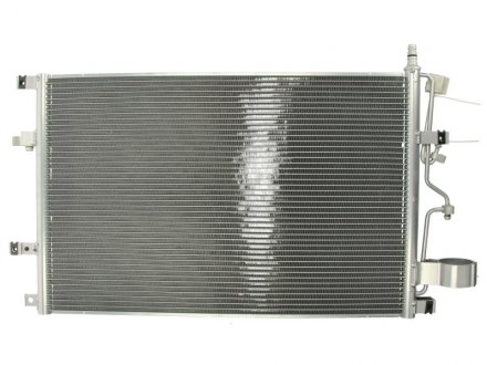 Радиатор кондиционера NISSENS 94525 (фото 1)