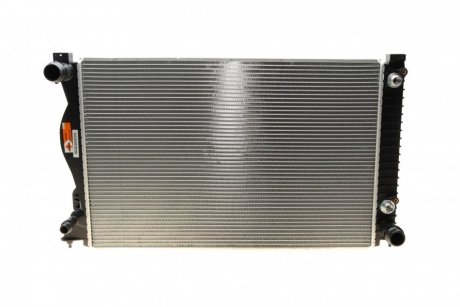 Радиатор охлаждения двигателя (выр-во) NRF 58220 (фото 1)