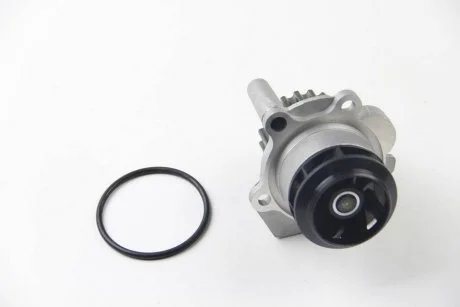 Водяной насос Caddy III/T5/Octavia/Fabia/Golf V/Passat 1.4/1.9TDI/2.0SDI SALERI SIL PA1354A
