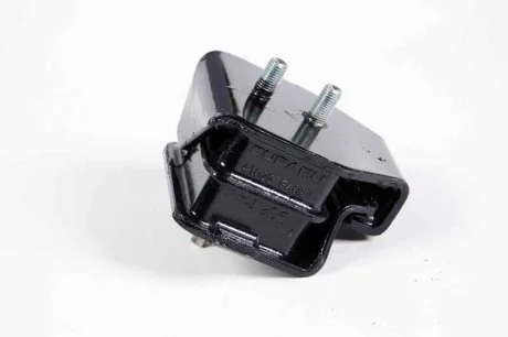 Подушка двигуна передня SUBARU 41022FA092