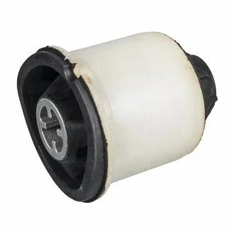 Сайлентблок балки підвіски (задн) RENAULT GRAND SCENIC II, MEGANE II, SCENIC II 1.4-2.0D 09.02- SWAG 60931395