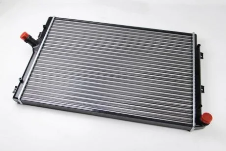 Радиатор, охлаждение двигателя THERMOTEC D7W035TT