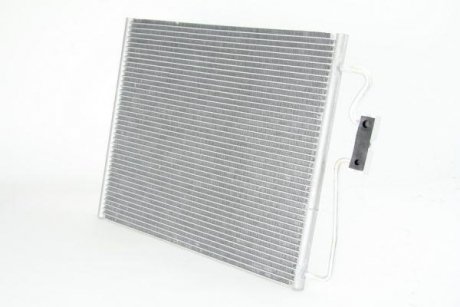 Радиатор кондиционера THERMOTEC KTT110048 (фото 1)