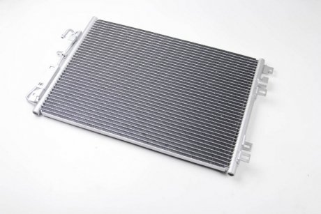 Радиатор кондиционера THERMOTEC KTT110060