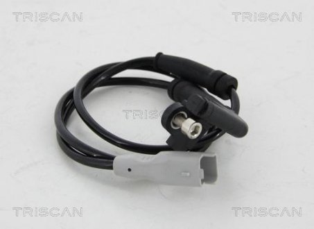 Датчик ABS CITROEN T. C4 04- TRISCAN 818028216