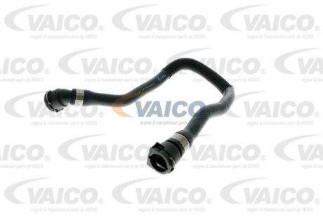 Шланг гумовий системи охолодження BMW 7 (E65, E66, E67) 6.0 01.03-08.08 VAICO V201685