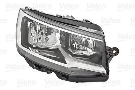 Фара автомобільна Valeo 046713
