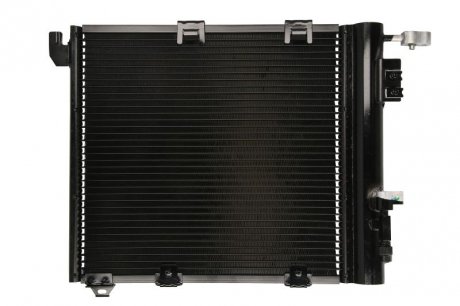 Радиатор кондиционера (Конденсор) Valeo 817506 (фото 1)