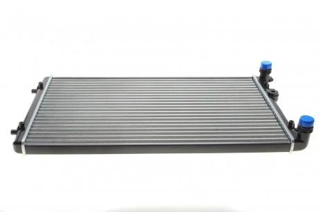 Радіатор охолодження двигуна GOLF4/A3/TT/LEON/BORA M/J Van Wezel 03002155