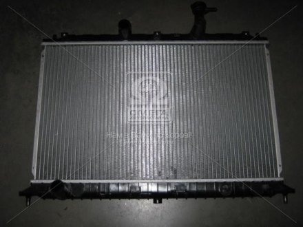 Радиатор, охлаждение двигателя Van Wezel 83002077