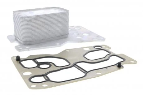 Масляний радіатор BMW 1 (F20), 1 (F21), 2 (F22, F87), 3 (E90), 3 (E91), 3 (E92), 3 (E93), 3 (F30, F80), 3 (F31), 3 GRAN TURISMO (F34), 4 (F32, F82), 4 (F33, F83) 1.5-4.4 12.04-12.20 VEMO V20600076