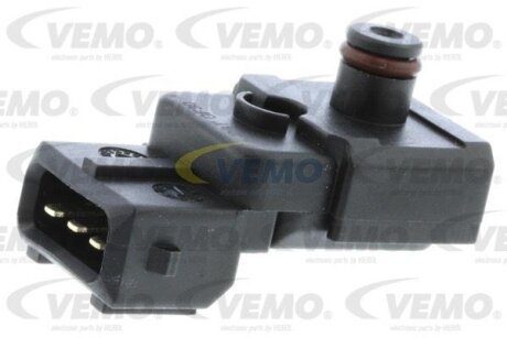 Датчик тиску палива MITSUBISHI ECLIPSE IV, ENDEAVOR, GALANT IX, LANCER VIII, OUTLANDER II 2.0-3.8 01.03- VEMO V37720077